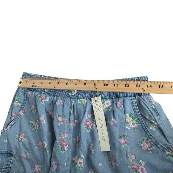 She and Sky Floral Chambray Shorts Blue Drawstring Waist‎ Women's Medium New - Picture 3 of 8